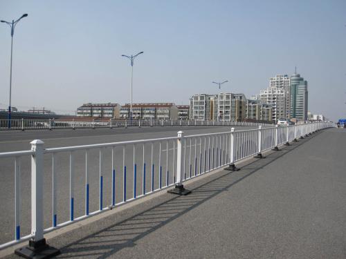 <a href='http://www.hdjiulong.com' target='_blank'><u>道路護欄</u></a>