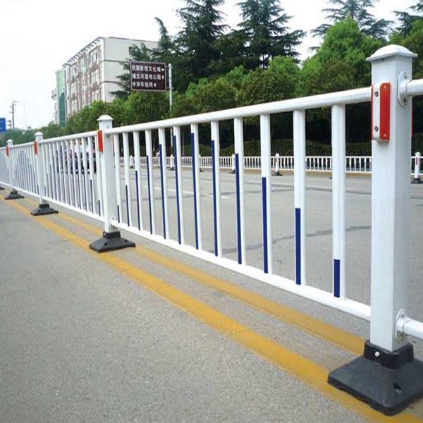 <a href='http://www.hdjiulong.com' target='_blank'><u>道路護欄</u></a>